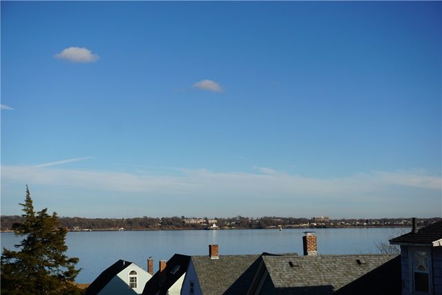 1232 Narragansett Boulevard, Cranston, RI 02905