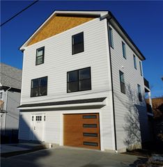1232 Narragansett Boulevard, Cranston, RI 02905