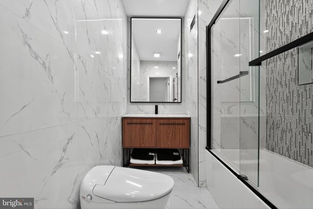 6232 LARCHWOOD AVE, Philadelphia, PA 19143