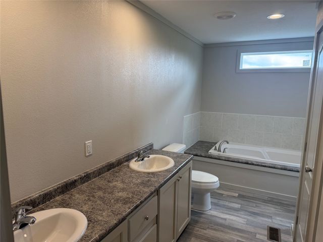 358 Reast Road, Whitesboro, TX 76273