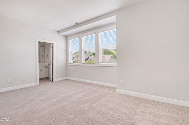 1018 Traditions Ridge Drive, Wake Forest, NC 27587