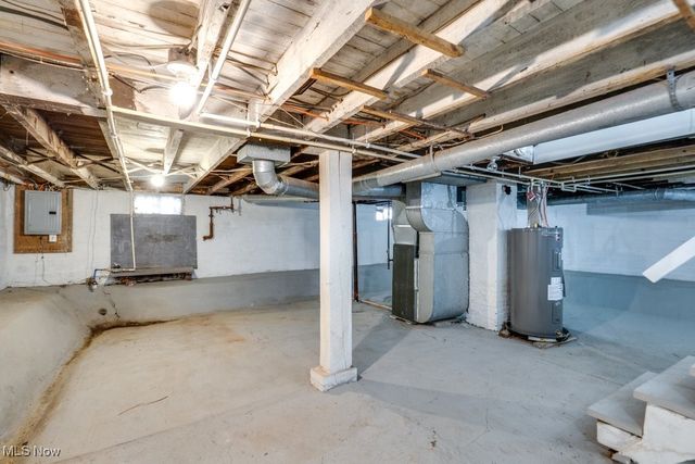 155 W Walnut Street, Wadsworth, OH 44281