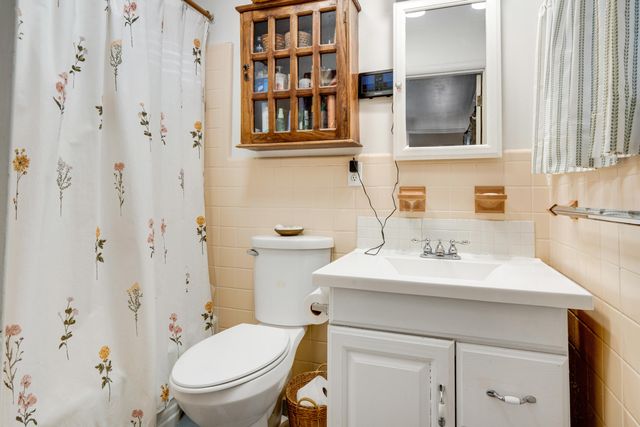 701 Danbury Drive, Signal Mountain, TN 37377