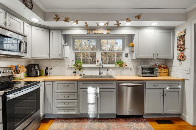 701 Danbury Drive, Signal Mountain, TN 37377