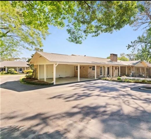 3813 St Andrews Loop N, Mobile, AL 36693