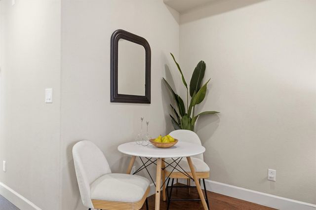 4728 Norris Canyon Rd 204, San Ramon, CA 94583