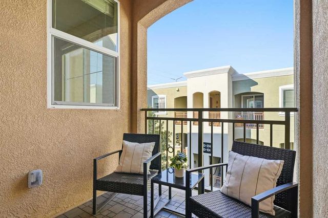 4728 Norris Canyon Rd 204, San Ramon, CA 94583