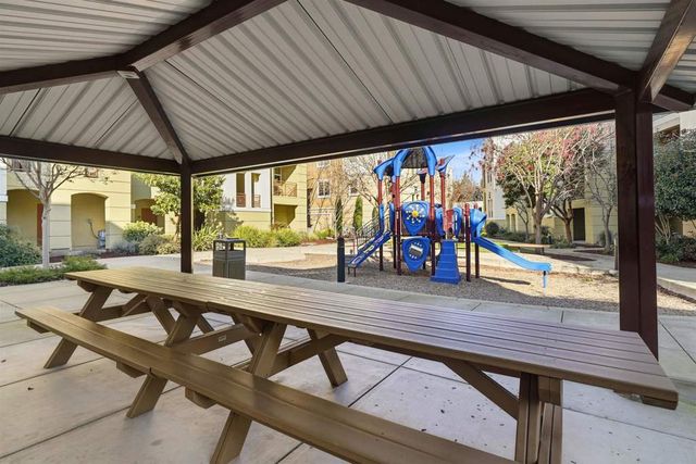 4728 Norris Canyon Rd 204, San Ramon, CA 94583