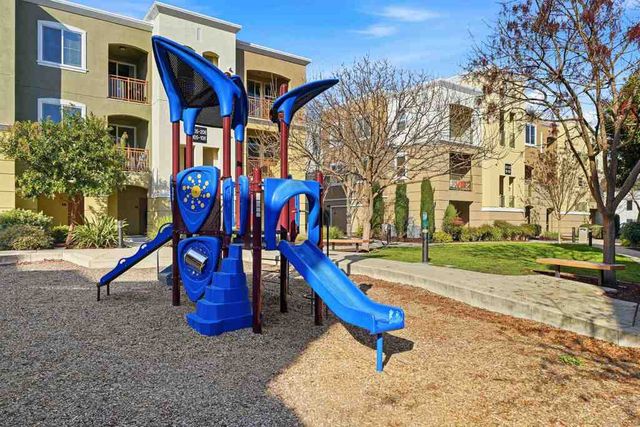 4728 Norris Canyon Rd 204, San Ramon, CA 94583