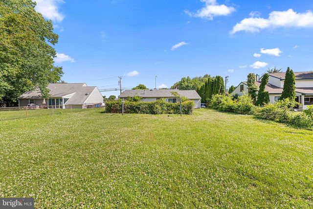1148 FORREST AVE, Dover, DE 19904