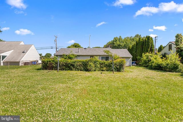 1148 FORREST AVE, Dover, DE 19904