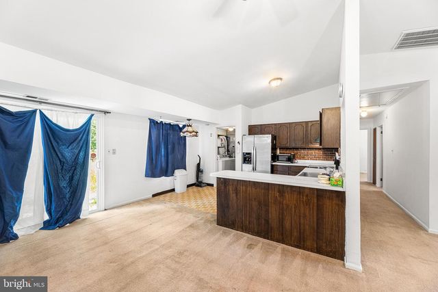 1148 FORREST AVE, Dover, DE 19904