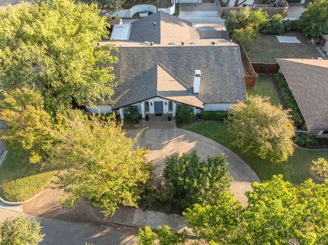 3330 Timberview Road, Dallas, TX 75229