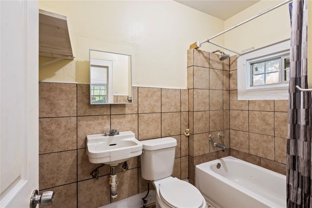 6843 Avenue K, Houston, TX 77011