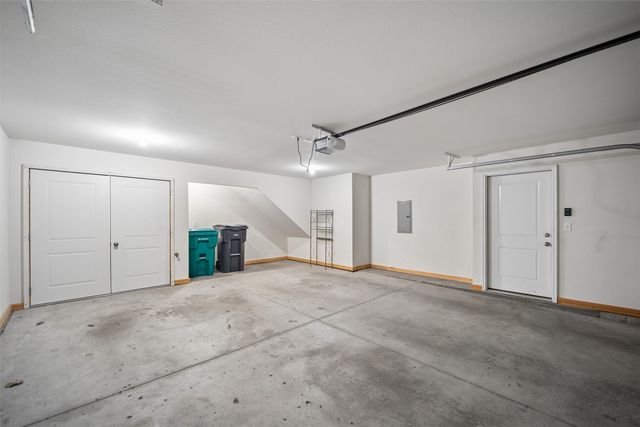 2719 NW Penny Lane, Ankeny, IA 50023