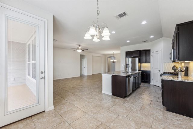 6805 Leonardo DR, Round Rock, TX 78665