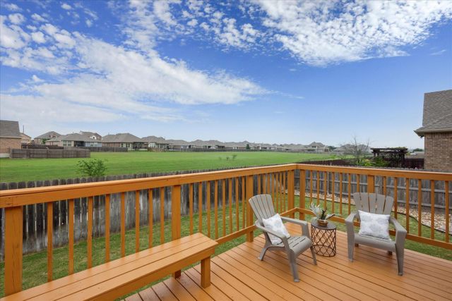 6805 Leonardo DR, Round Rock, TX 78665