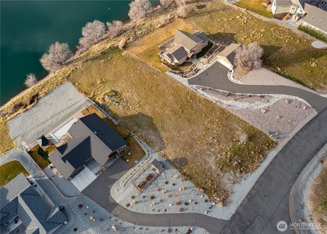 23 N Shore Drive, Orondo, WA 98843