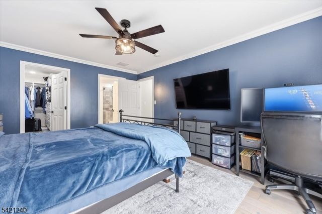 915 Redspire Dr, Union Twp., NJ 07083