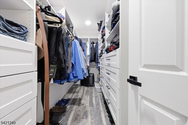 915 Redspire Dr, Union Twp., NJ 07083