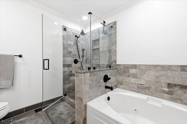 915 Redspire Dr, Union Twp., NJ 07083