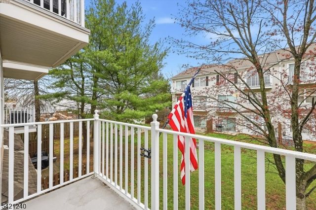 915 Redspire Dr, Union Twp., NJ 07083