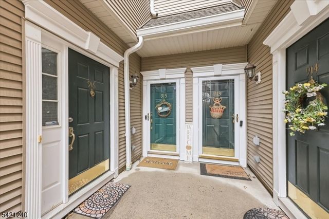 915 Redspire Dr, Union Twp., NJ 07083