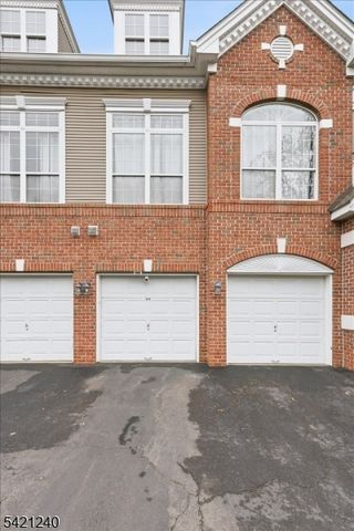 915 Redspire Dr, Union Twp., NJ 07083