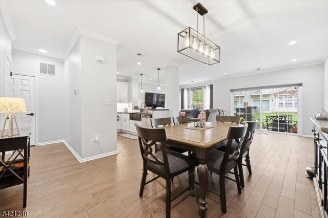 915 Redspire Dr, Union Twp., NJ 07083