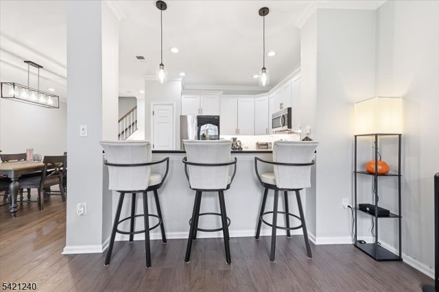 915 Redspire Dr, Union Twp., NJ 07083