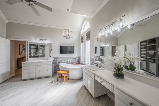 210 La Fontaine Lane, Keller, TX 76248
