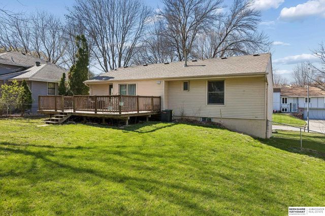 16333 Dorcas Street, Omaha, NE 68130