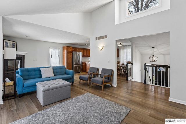 16333 Dorcas Street, Omaha, NE 68130
