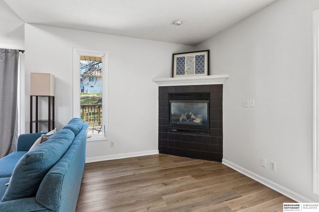 16333 Dorcas Street, Omaha, NE 68130