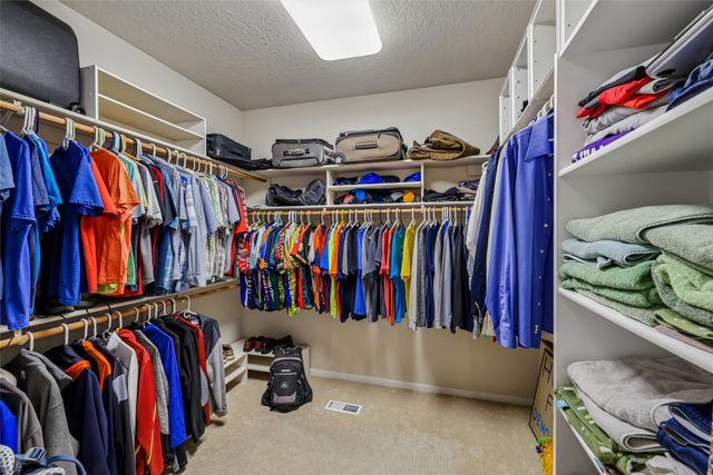 701 NE Georgetown Court, Ankeny, IA 50021