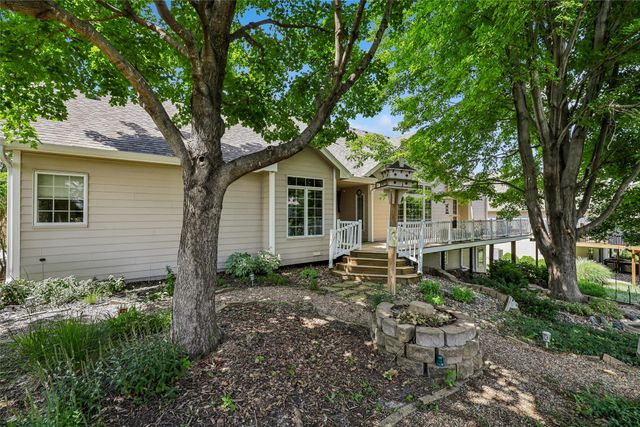 701 NE Georgetown Court, Ankeny, IA 50021