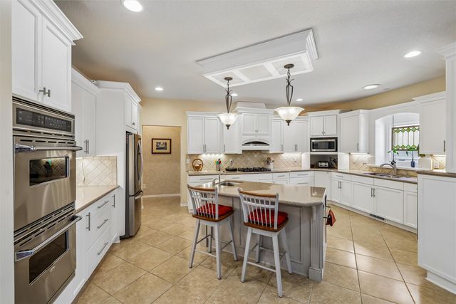 701 NE Georgetown Court, Ankeny, IA 50021
