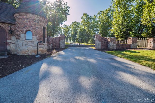 2866 State Hwy Dd, Branson West, MO 65737