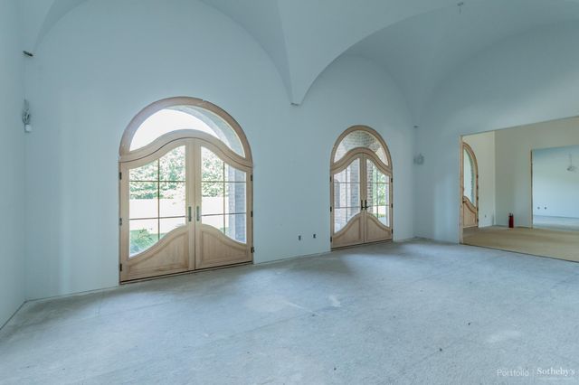 2866 State Hwy Dd, Branson West, MO 65737