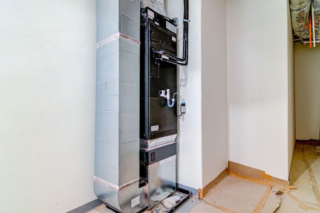 2866 State Hwy Dd, Branson West, MO 65737