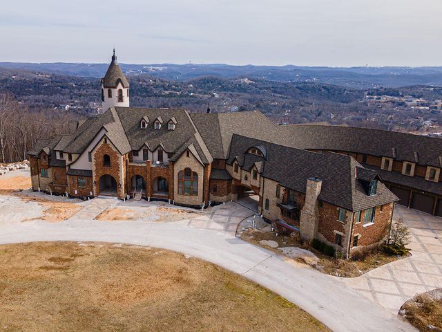 2866 State Hwy Dd, Branson West, MO 65737