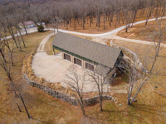 2866 State Hwy Dd, Branson West, MO 65737