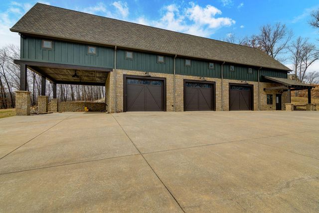 2866 State Hwy Dd, Branson West, MO 65737