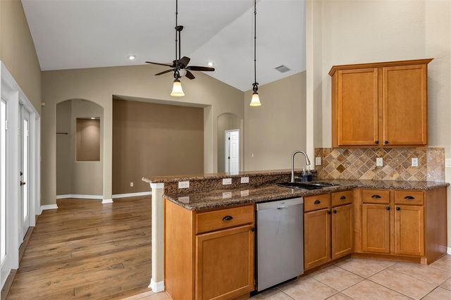 9703 SPRING LAKE DRIVE, Clermont, FL 34711