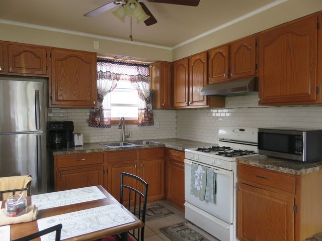 257 Minocqua Street, Park Forest, IL 60466