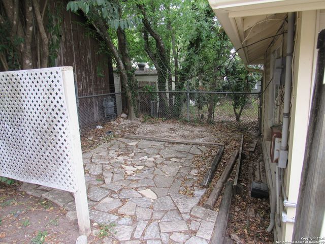 311 E Rosewood Ave Unit 103, San Antonio, TX 78212