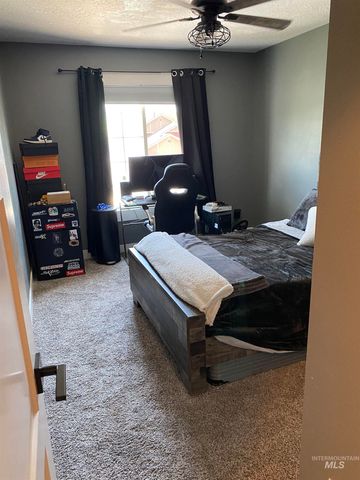 1151 N Torrey Pines Ave., Eagle, ID 83616