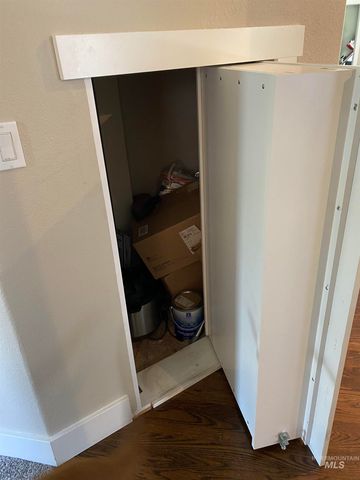 1151 N Torrey Pines Ave., Eagle, ID 83616