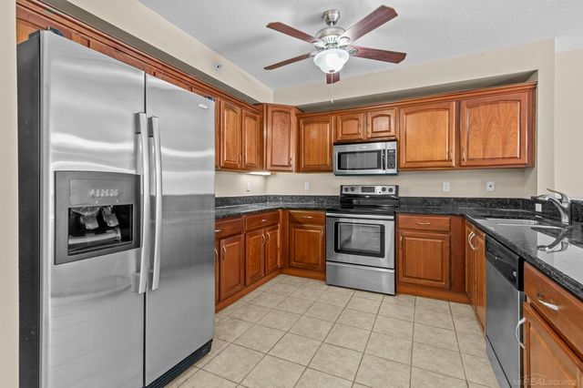 2116 Country Club Drive Unit 9, Saint Clair Shores, MI 48082