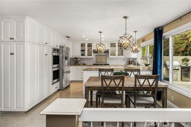 22 Hunter, Irvine, CA 92620